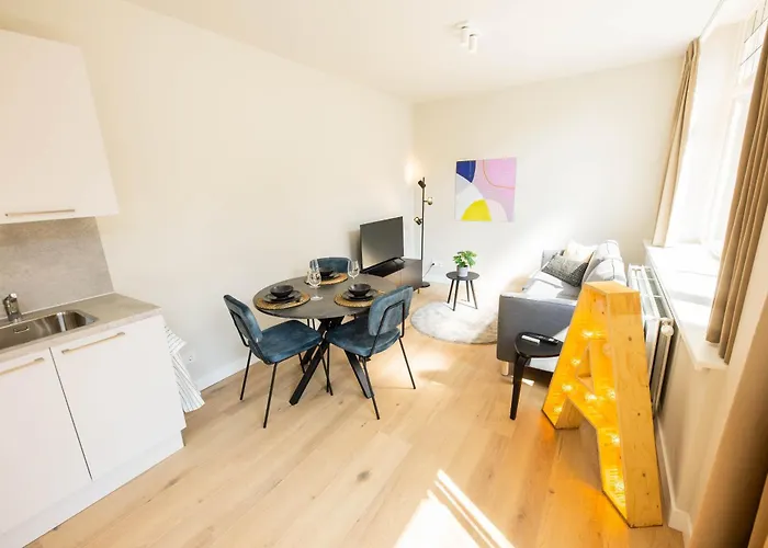 Alphabet - Westersingel 320 Apartman