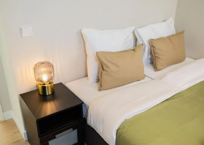 Apartman Alphabet - Westersingel 320 *