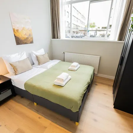 Alphabet - Westersingel 320 Apartmán